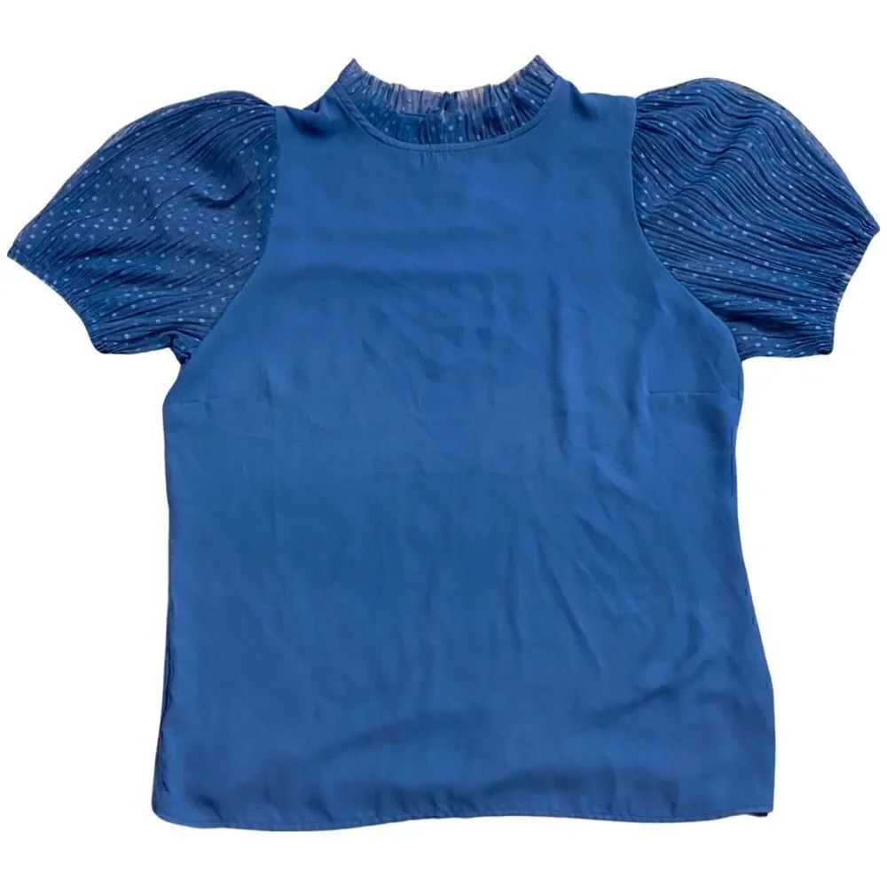 T-Shirt – Size Small RW&Co Mesh Sleeve Blue Top
